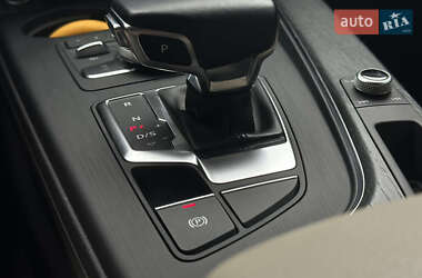 Седан Audi A4 2016 в 