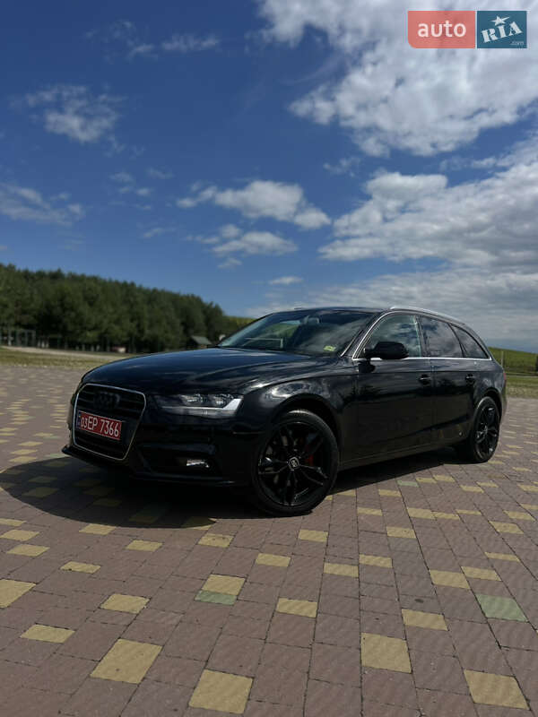 Универсал Audi A4 2012 в Львове