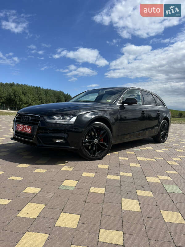 Универсал Audi A4 2012 в Львове