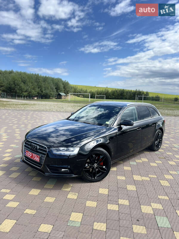 Универсал Audi A4 2012 в 