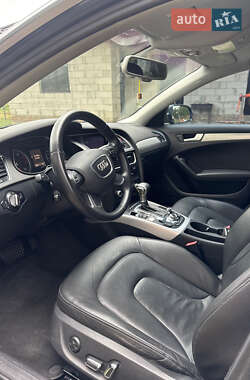 Седан Audi A4 2012 в 