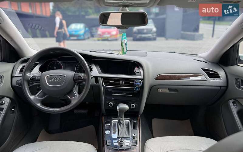 Седан Audi A4 2013 в Черновцах