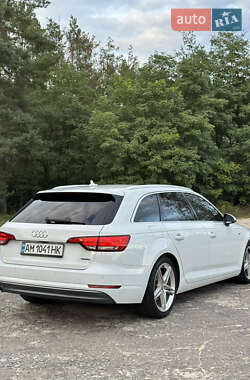 Универсал Audi A4 2017 в 