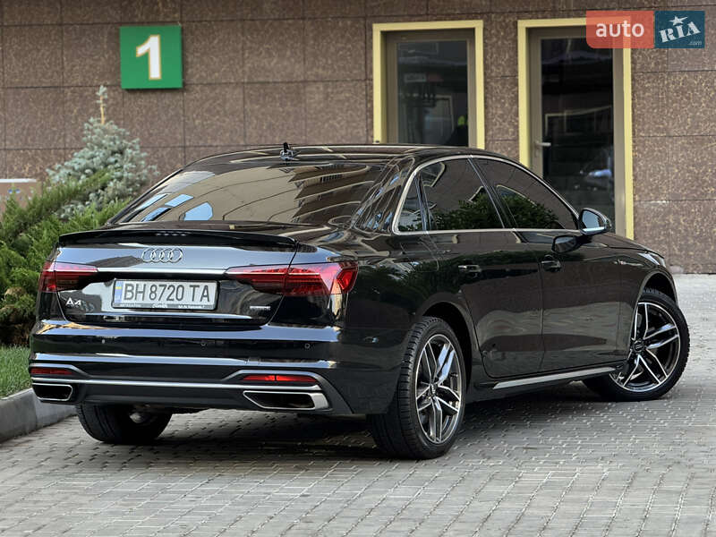 Седан Audi A4 2020 в Одессе