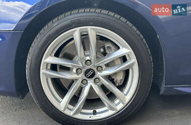 Седан Audi A4 2020 в 