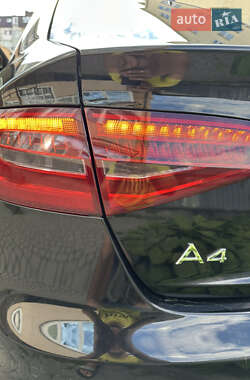 Седан Audi A4 2015 в 