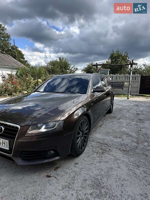 Универсал Audi A4 2011 в Нетешине фото 2 Универсал Audi A4 2011 в Нетешине
