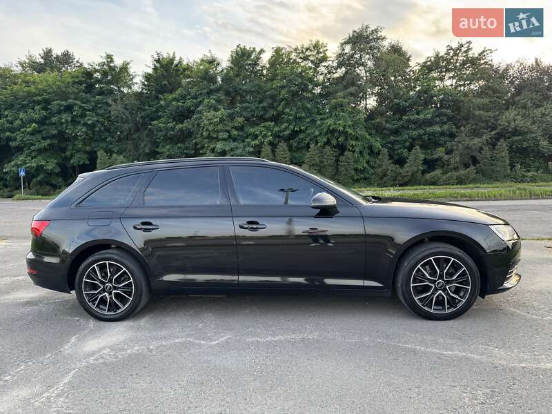 Универсал Audi A4 2016 в Львове