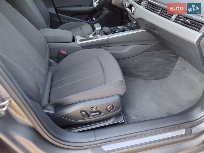 Универсал Audi A4 2022 в Киеве фото 22 Универсал Audi A4 2022 в Киеве