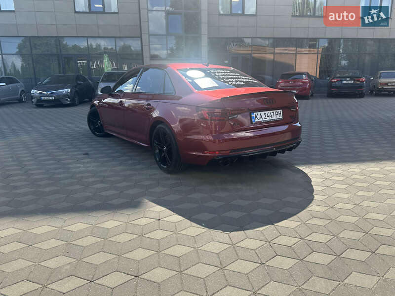 Седан Audi A4 2017 в Броварах