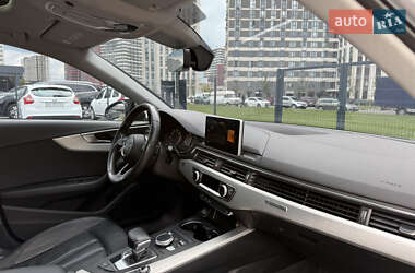 Седан Audi A4 2016 в 