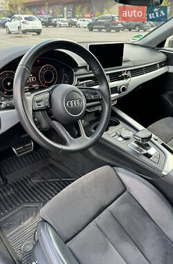 Универсал Audi A4 2018 в 