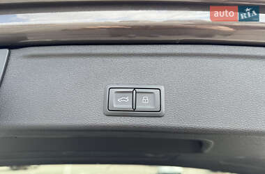 Универсал Audi A4 2018 в 