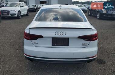 Седан Audi A4 2018 в 