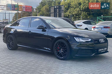 Седан Audi A4 2018 в Луцке