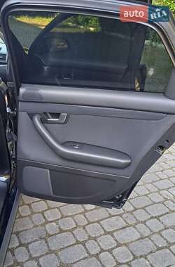 Седан Audi A4 2003 в 