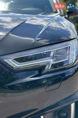 Седан Audi A4 2019 в 