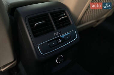 Седан Audi A4 2016 в 