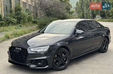 Седан Audi A4 2018 в Києві