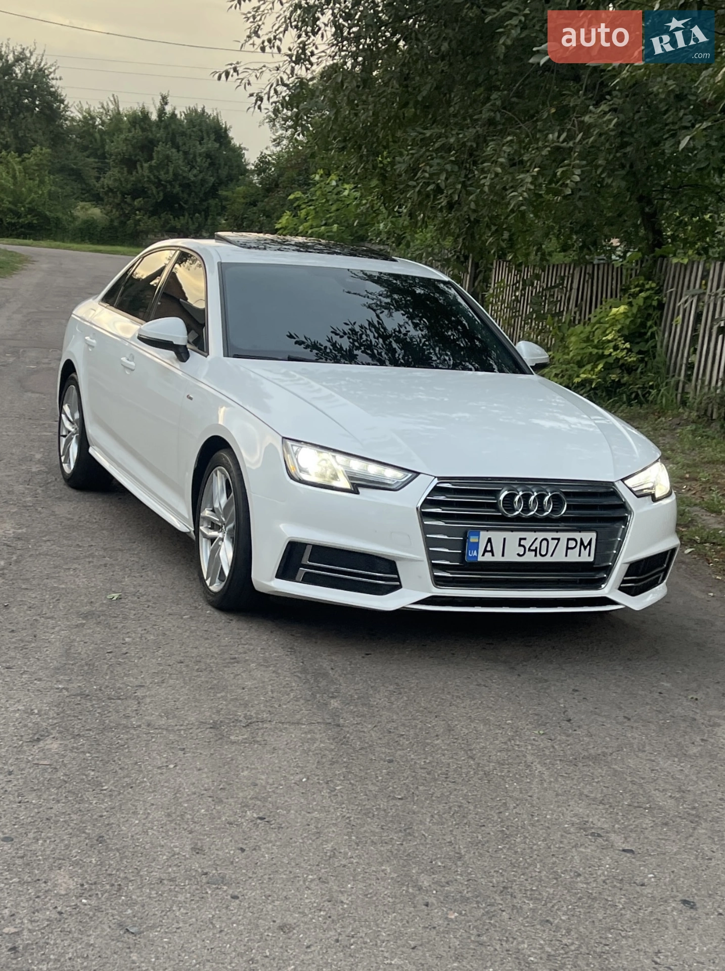 2016 Audi A4 - мініатюра 5