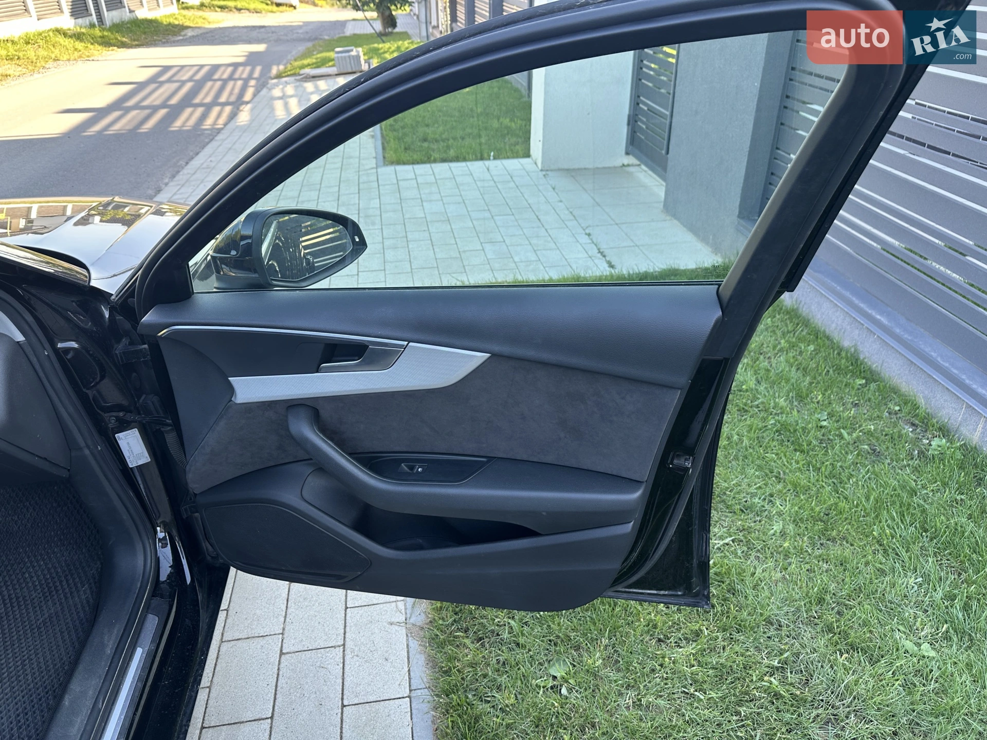 2017 Audi A4 - мініатюра 10