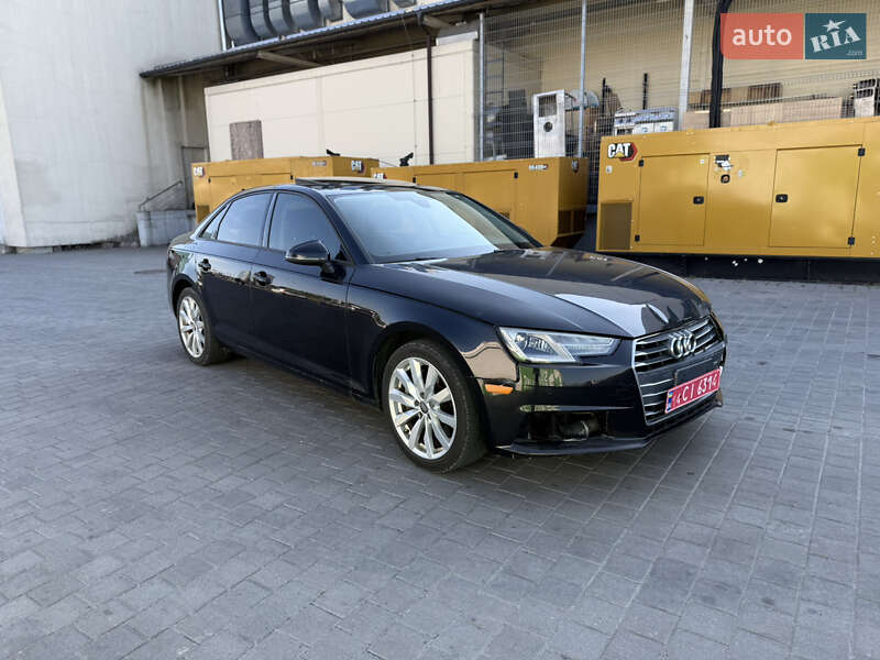 Седан Audi A4 2016 в 