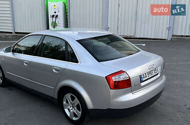 Седан Audi A4 2004 в 