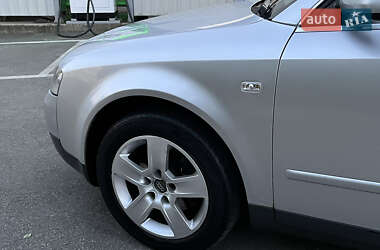 Седан Audi A4 2004 в 