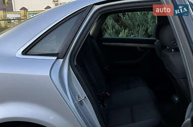 Седан Audi A4 2004 в 