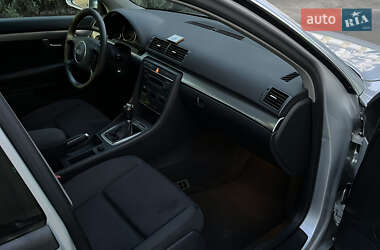Седан Audi A4 2004 в 