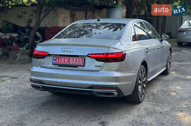 Седан Audi A4 2021 в 