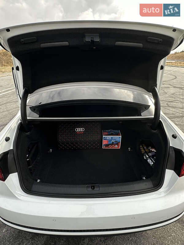 Седан Audi A4 2017 в Полтаве фото 21 Седан Audi A4 2017 в Полтаве