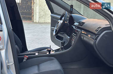 Седан Audi A4 2004 в 
