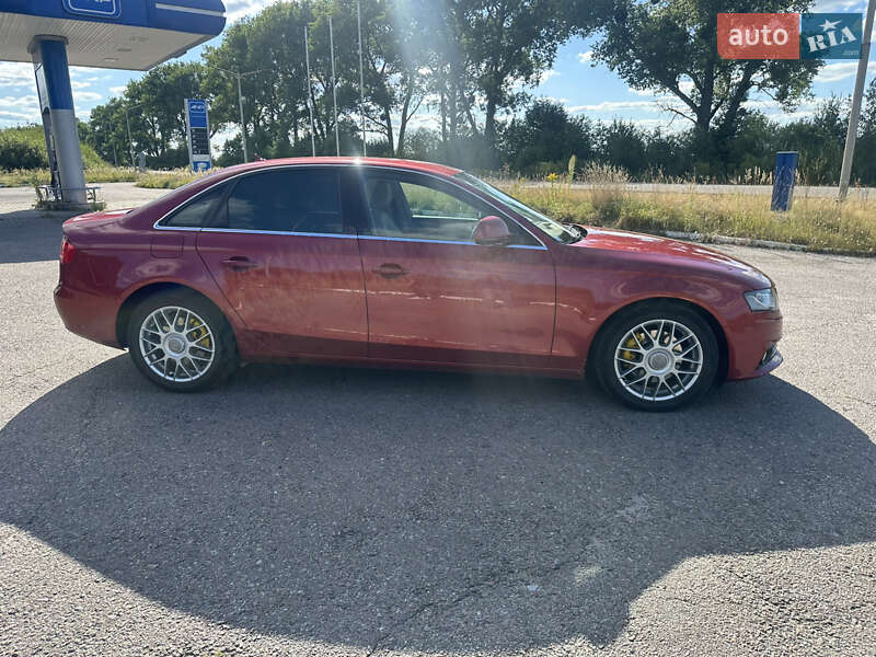 Седан Audi A4 2008 в Жовкві