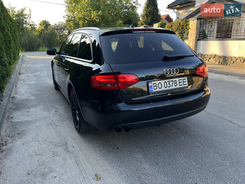 Универсал Audi A4 2011 в Львове