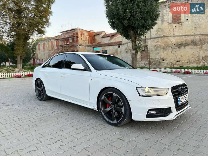 Седан Audi A4 2013 в 
