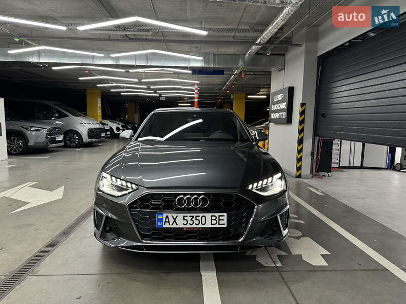 Седан Audi A4 2023 в Києві