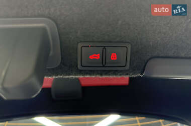 Седан Audi A4 2023 в Києві