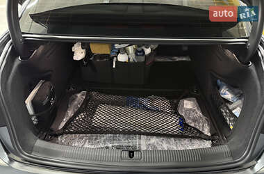 Седан Audi A4 2023 в Києві