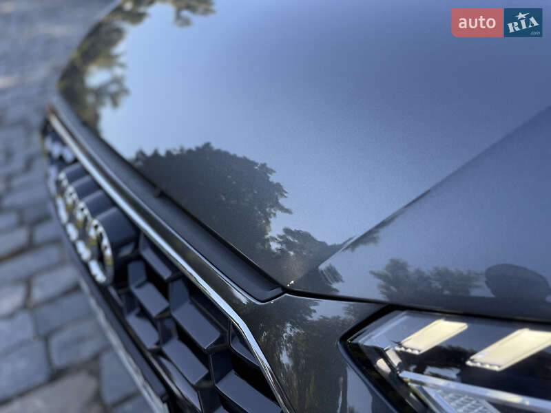 Седан Audi A4 2023 в Києві