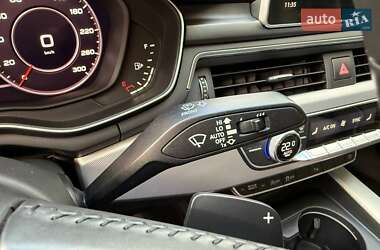 Седан Audi A4 2015 в 