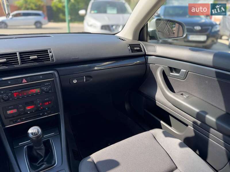 Седан Audi A4 2003 в Бердичеве
