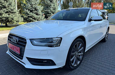 Audi A4 2014