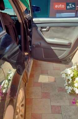 Седан Audi A4 2004 в Харькове