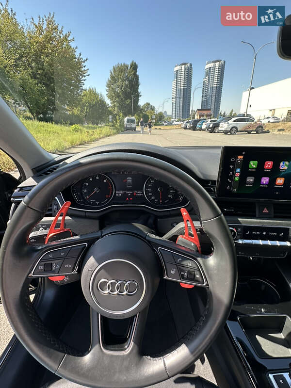 Седан Audi A4 2021 в Киеве