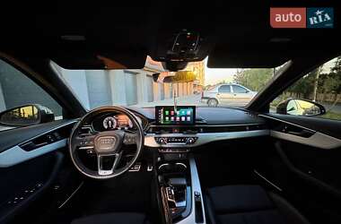 Седан Audi A4 2023 в 