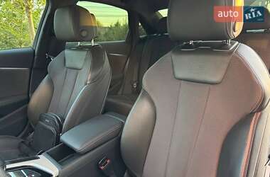 Седан Audi A4 2023 в 