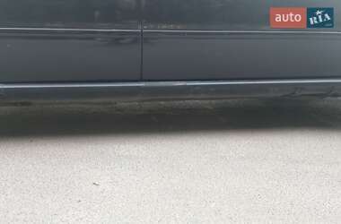 Седан Audi A4 1995 в 