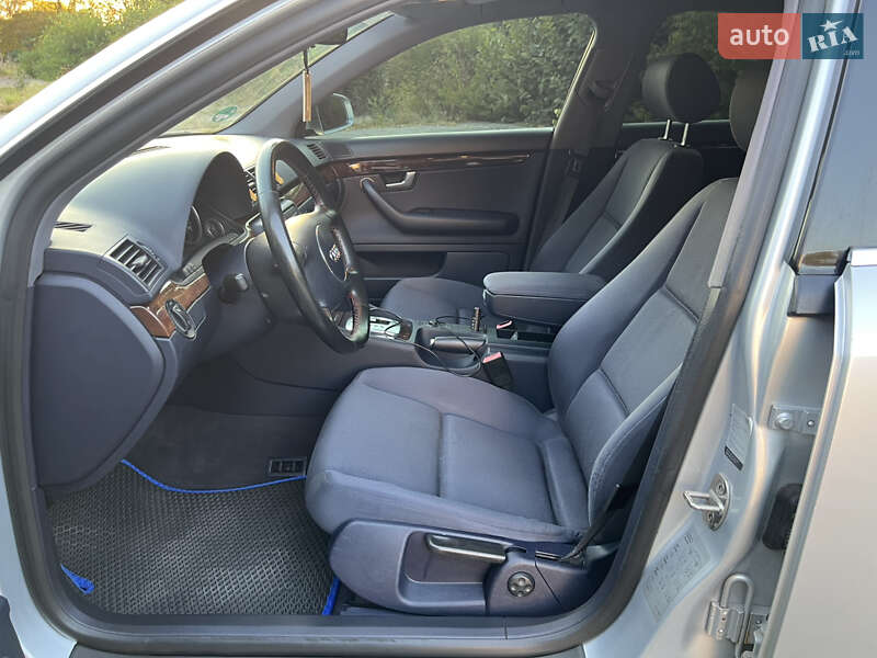Седан Audi A4 2003 в Жмеринке
