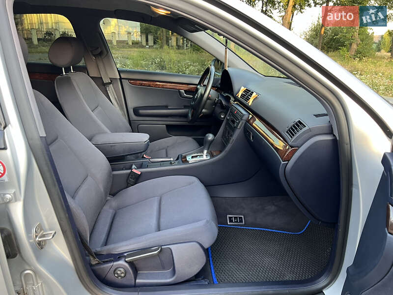 Седан Audi A4 2003 в Жмеринке